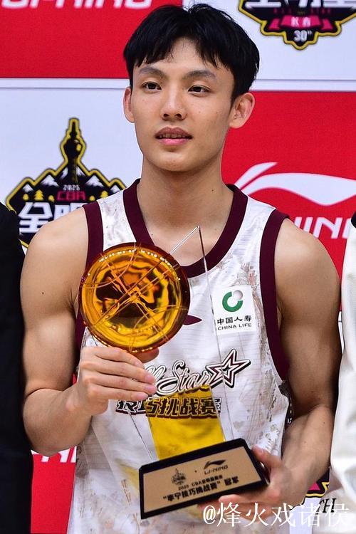 CBA俱乐部杯：徐杰23+2+6 广东102-69轻取合肥